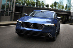 Research 2025 Honda Accord Hybrid